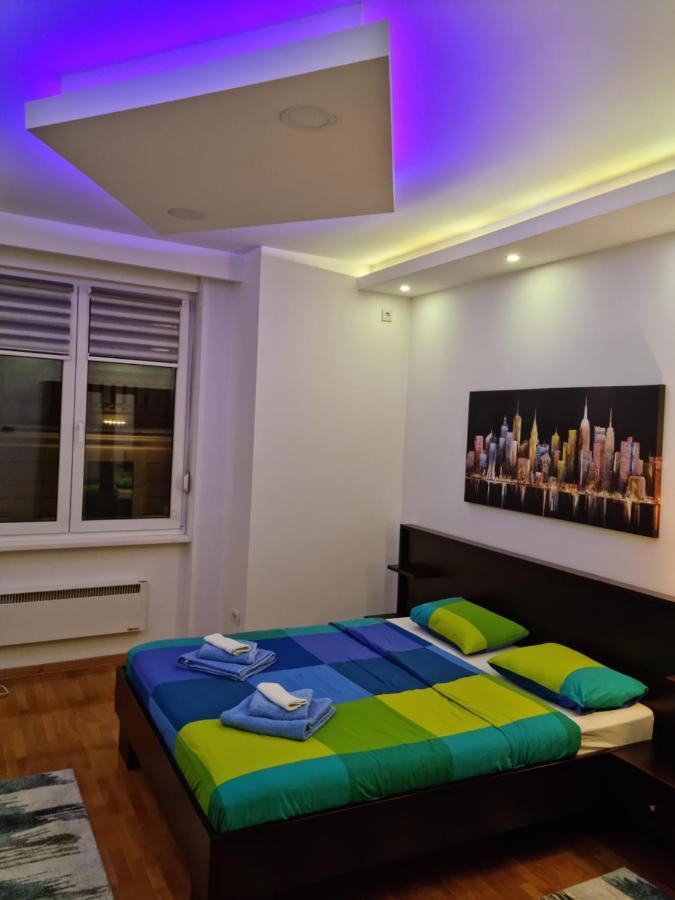 De Luxe Republic Square Apartment Of 100Sqm Belgrad Zewnętrze zdjęcie