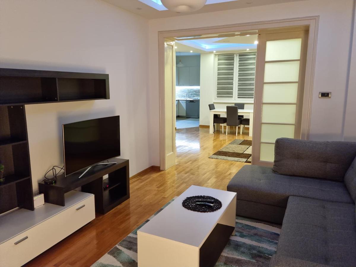 De Luxe Republic Square Apartment Of 100Sqm Belgrad Zewnętrze zdjęcie