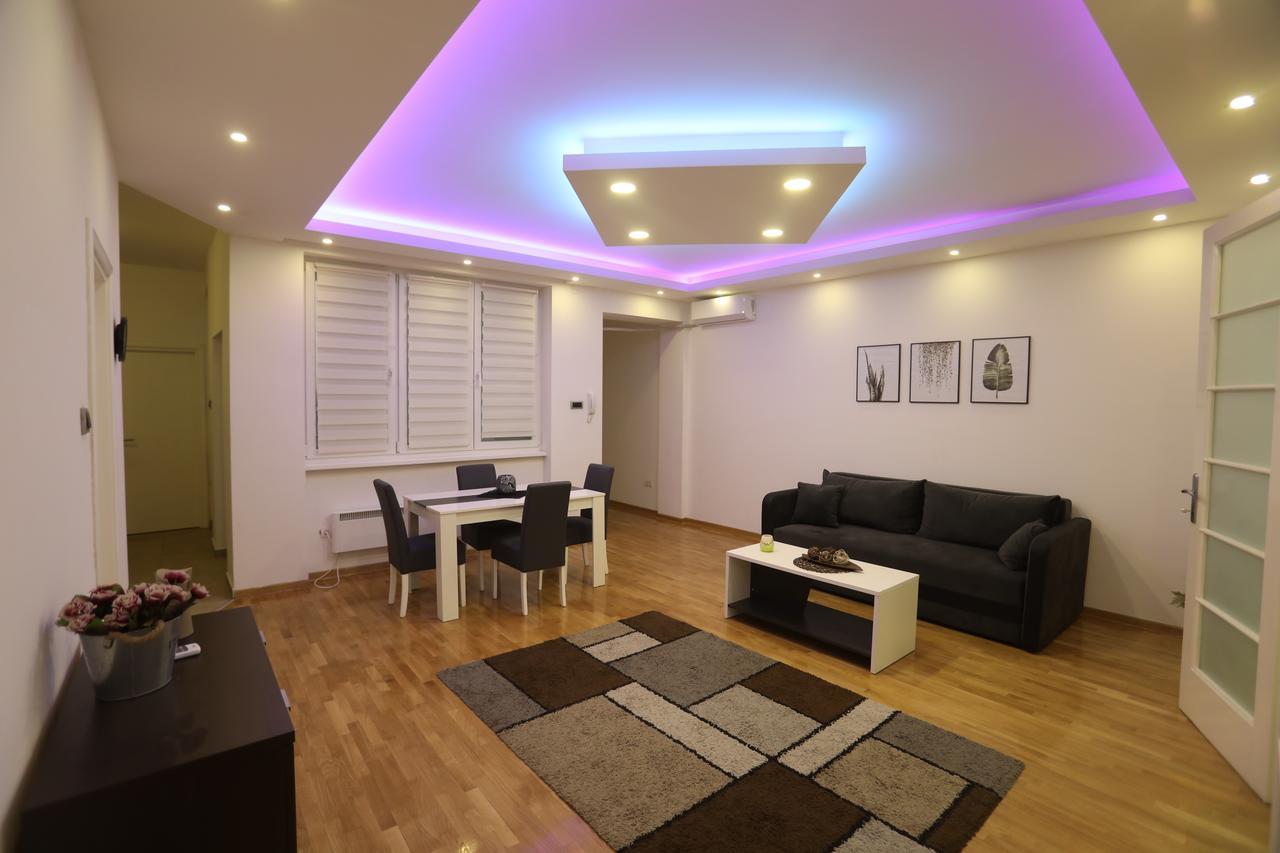 De Luxe Republic Square Apartment Of 100Sqm Belgrad Zewnętrze zdjęcie