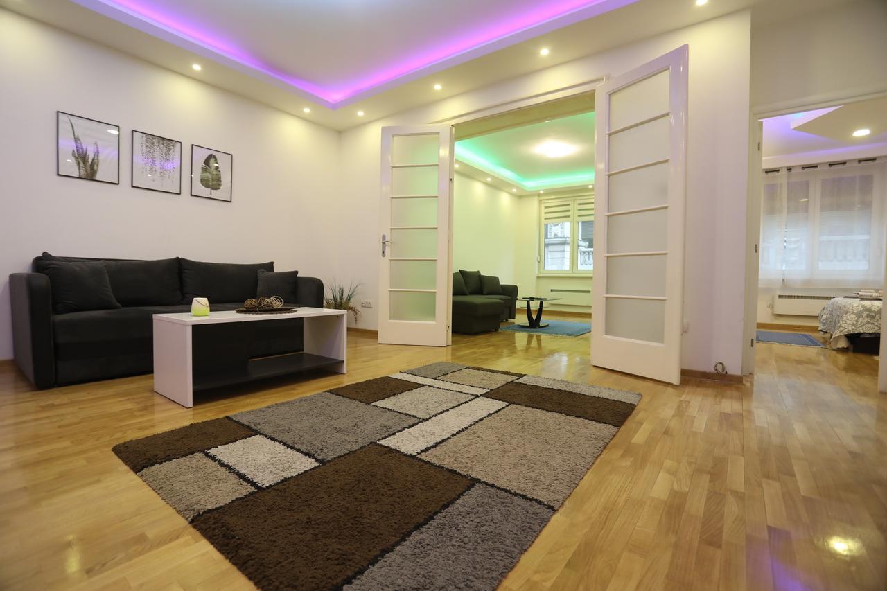 De Luxe Republic Square Apartment Of 100Sqm Belgrad Zewnętrze zdjęcie